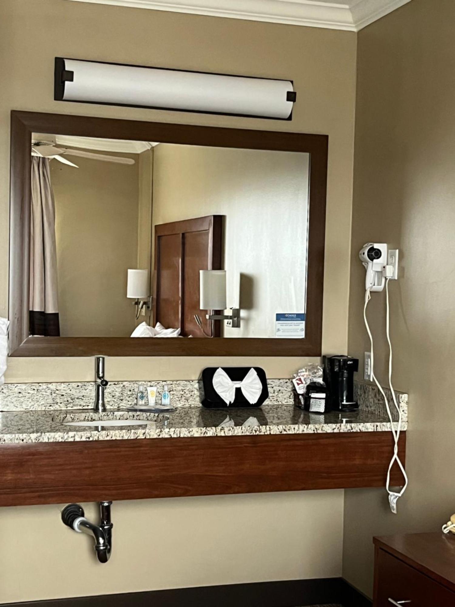 Comfort Inn & Suites Ошен Шорс Экстерьер фото